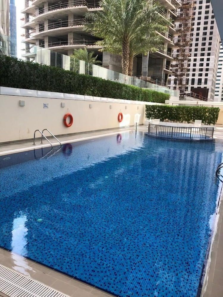 undefined bnbme - 3B-MarinaArcade-1606 6