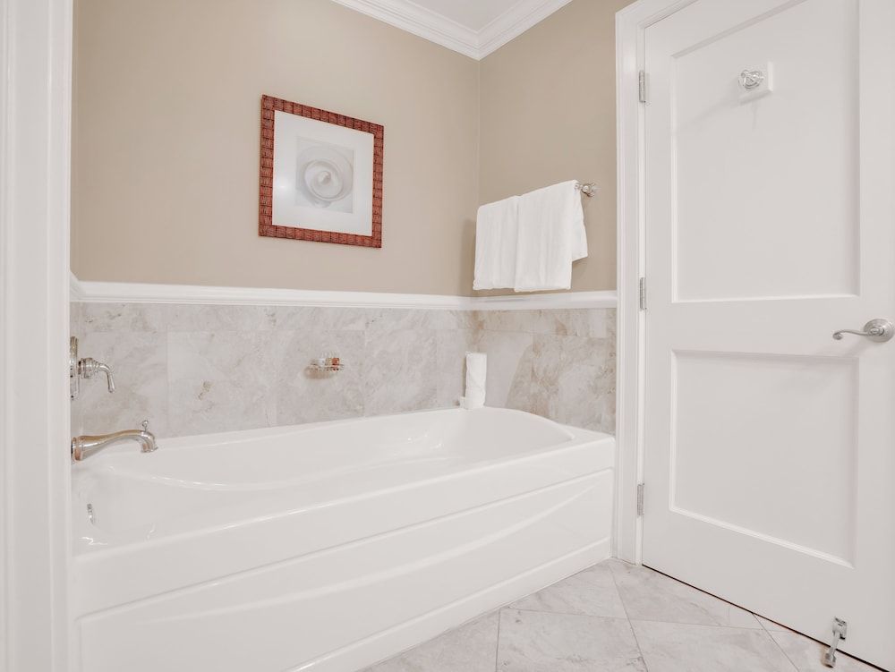 Valentines Resort & Marina Luxury Two Bedroom Villa with 2 Kings 7