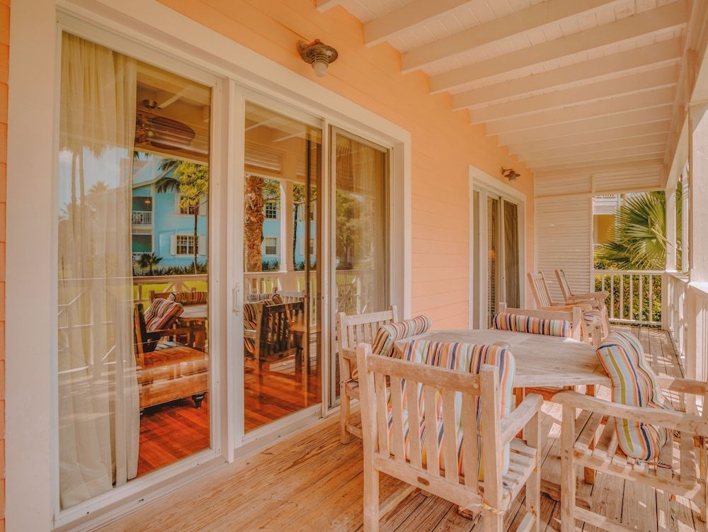 Valentines Resort & Marina Luxury Two Bedroom Villa with 2 Kings 3