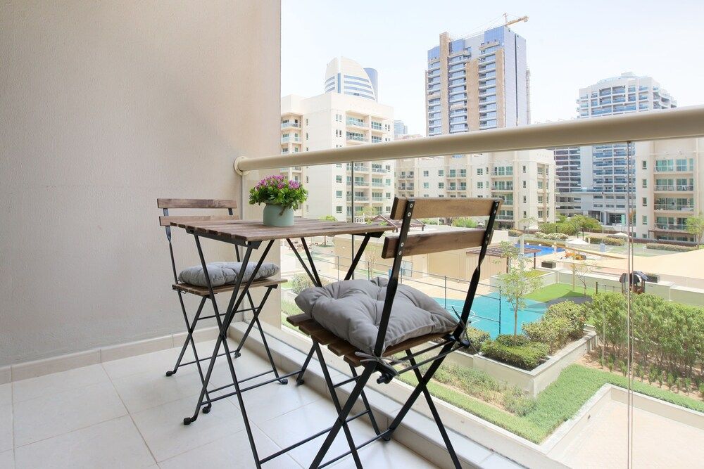 The Greens Luxury Apartment, 1 King Bed with Sofa bed, Balcony, Pool View 16