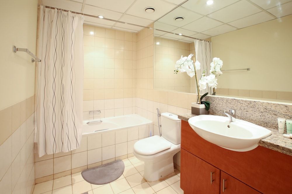 The Greens Luxury Apartment, 1 King Bed with Sofa bed, Balcony, Pool View 17