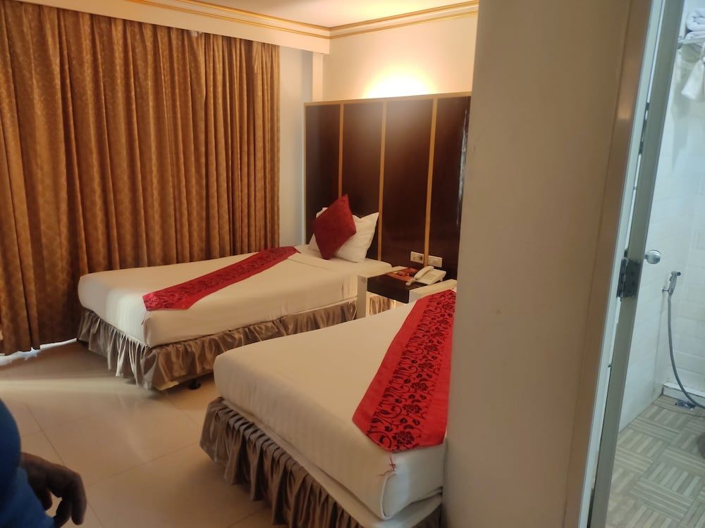 undefined Hotel Aero Deluxe 8