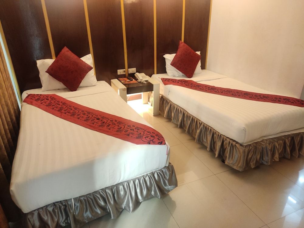 undefined Hotel Aero Deluxe 6