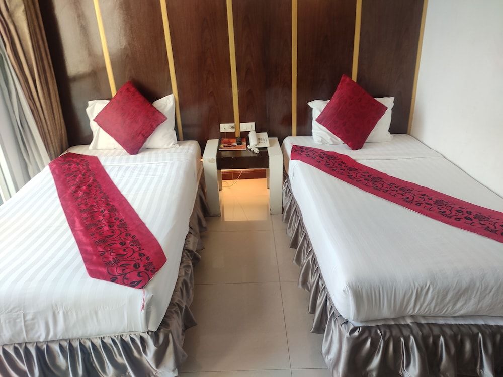 undefined Hotel Aero Deluxe 10