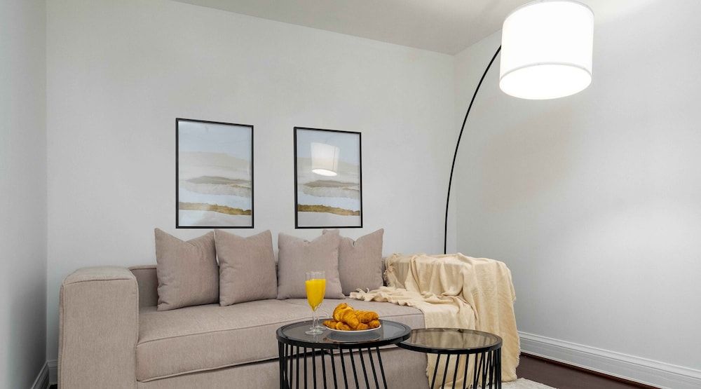 LUX - Ultimate Marina View Deluxe Suite