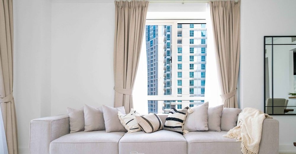 LUX - Ultimate Marina View Deluxe Suite