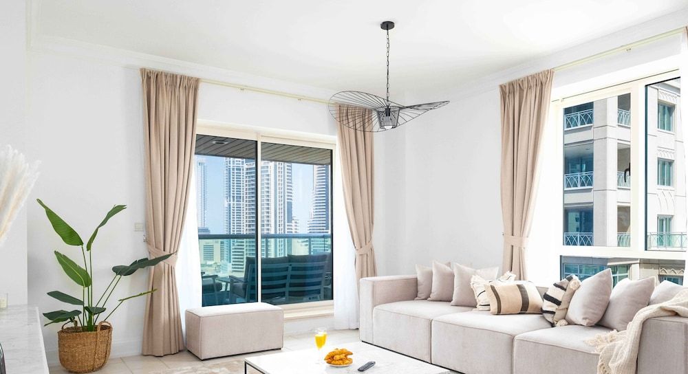 LUX - Ultimate Marina View Deluxe Suite