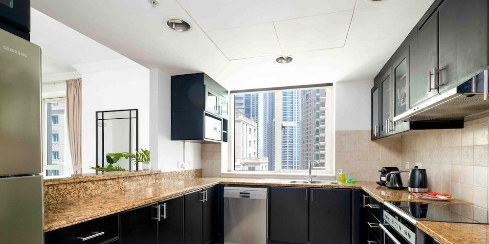 LUX - Ultimate Marina View Deluxe Suite