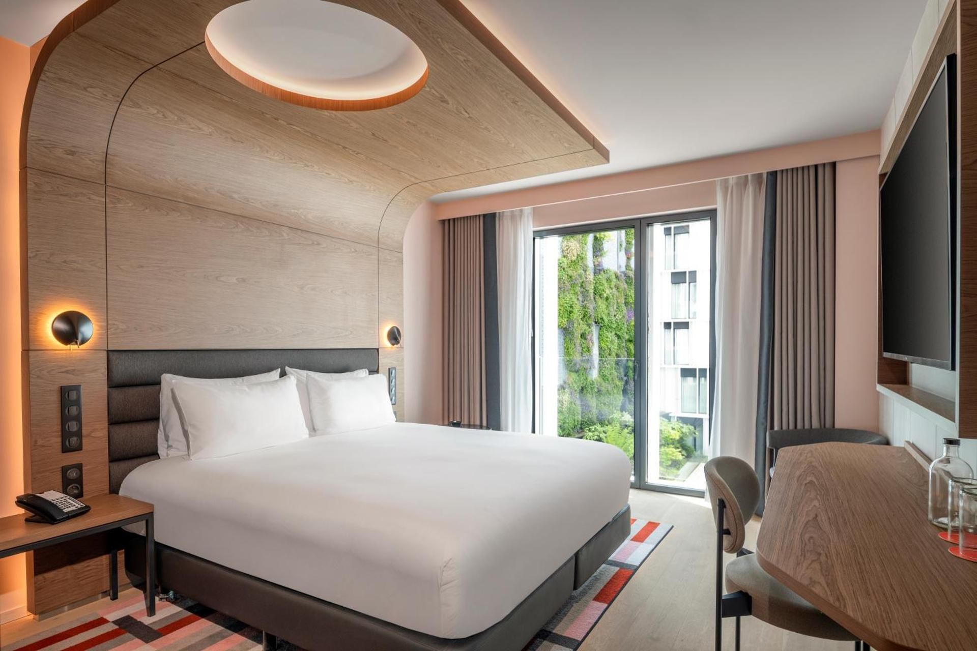 undefined Canopy by Hilton Paris Eiffel Tower 8