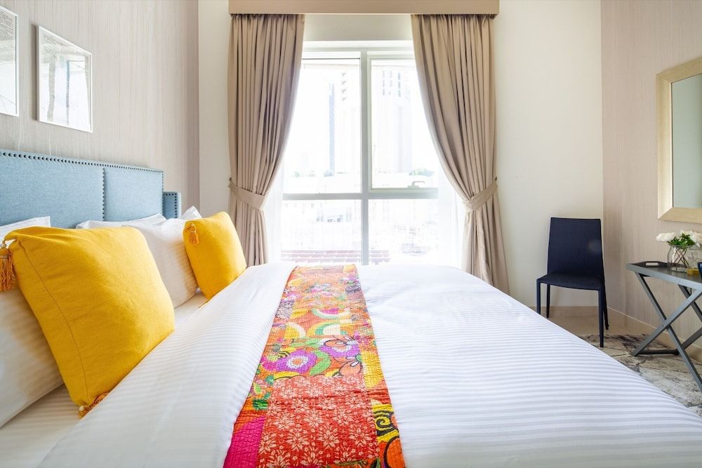 undefined Impressive 2BR Loft W/ Study In Downtown Dubai 7