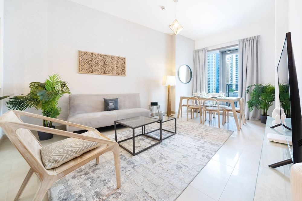 Maison Privee - Sparkle Towers Exclusive Apartment 6