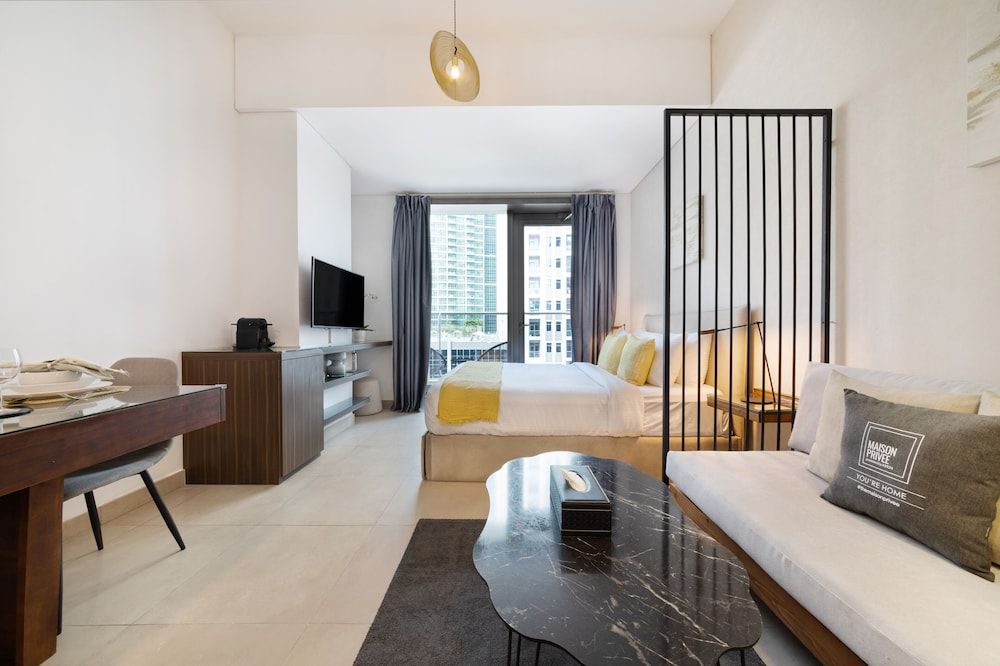 Maison Privee - Sparkle Towers
