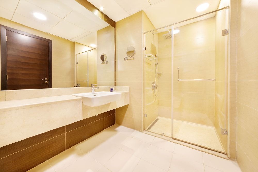 Maison Privee - Sparkle Towers Exclusive Apartment 12