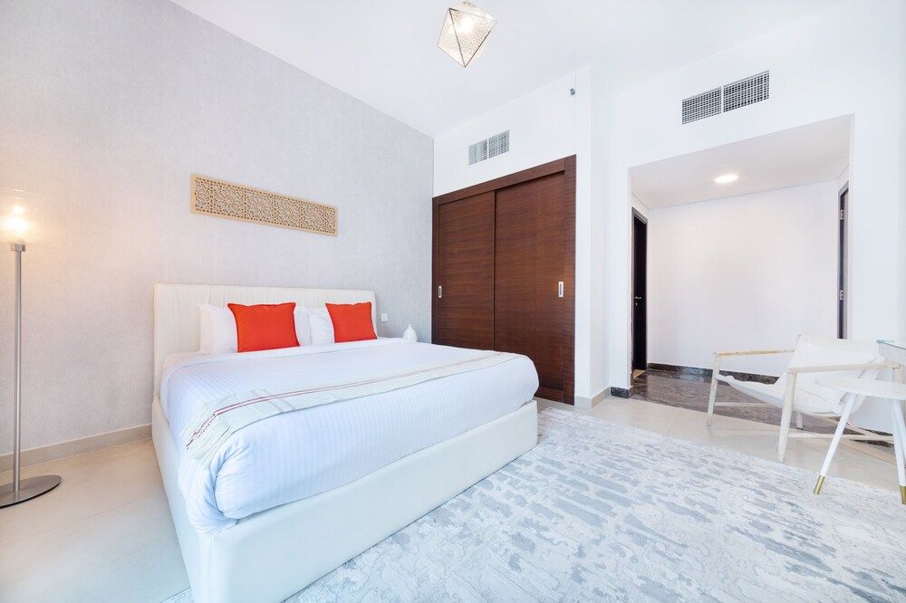 Maison Privee - Sparkle Towers Exclusive Apartment 2