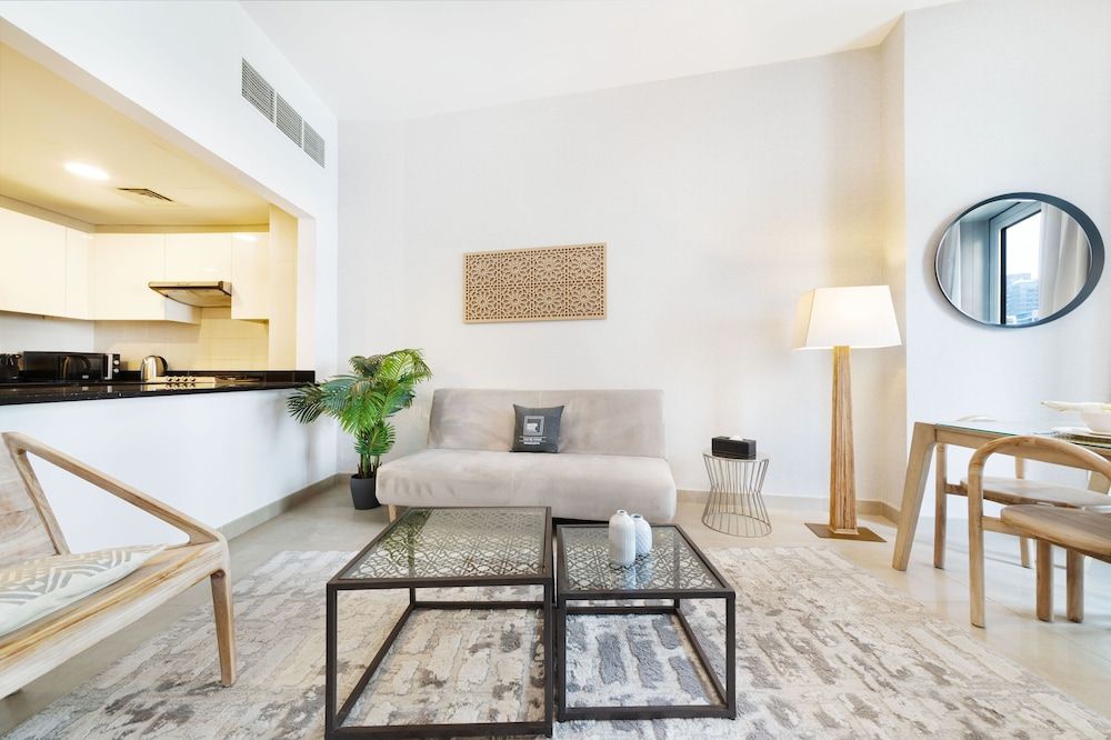 Maison Privee - Sparkle Towers Exclusive Apartment 5