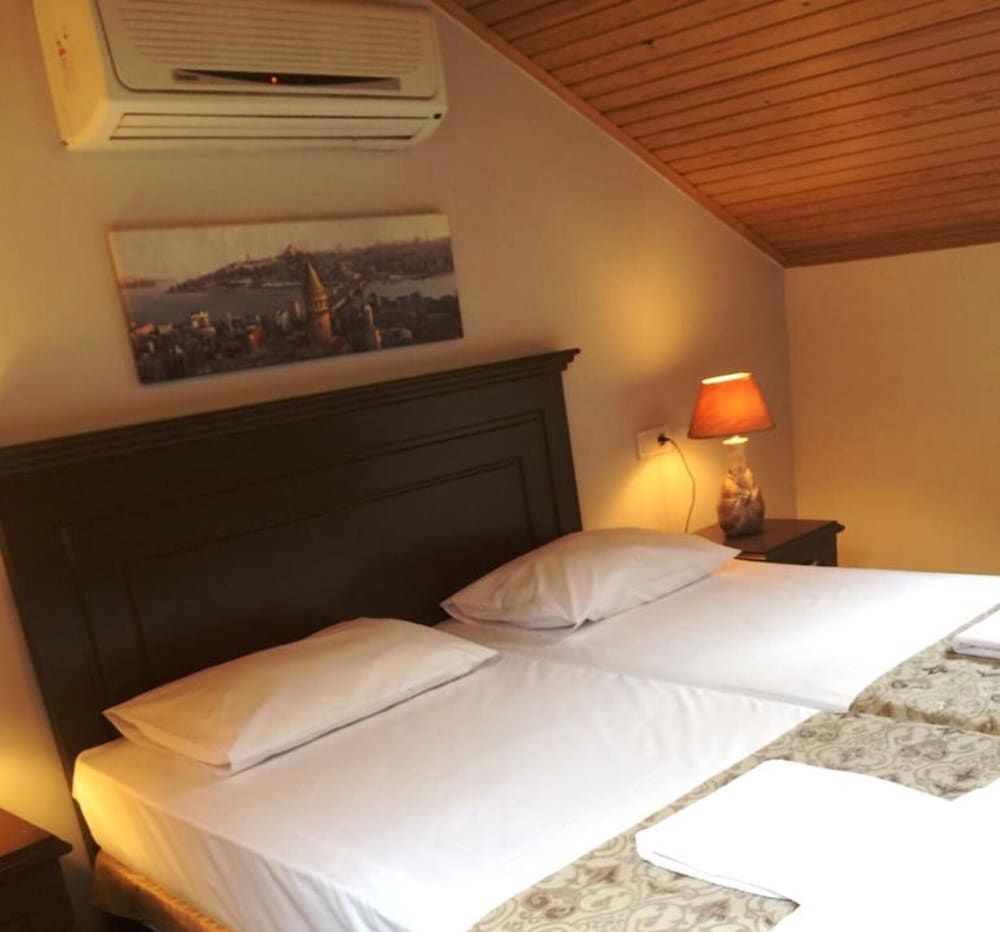 Emirhan Hotel - Adults Only Economy Twin Room, 1 Bedroom, Non Smoking, Private Bathroom 4