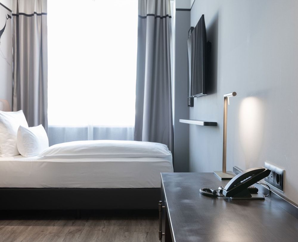 Classic Single Room