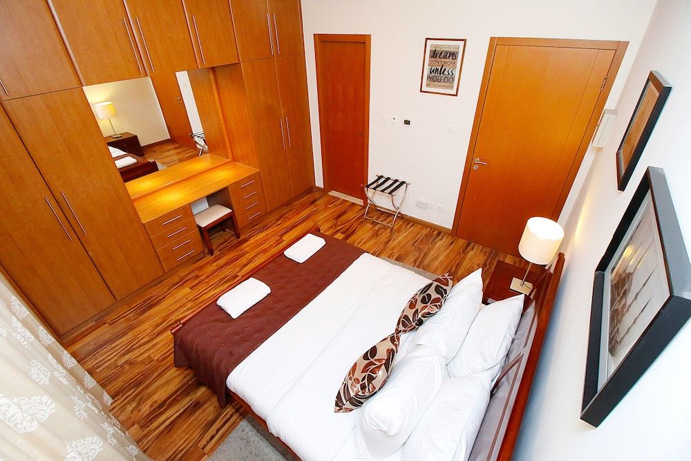 R&H Cluster Q Saba Apartment, 2 Bedrooms 2