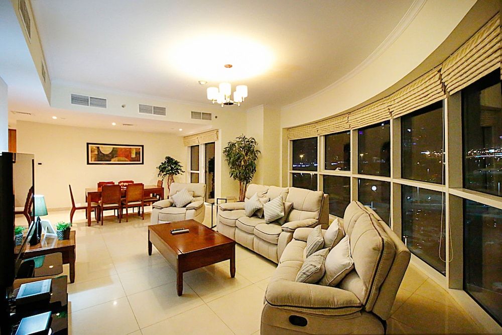 undefined R&H Cluster Q Saba 7