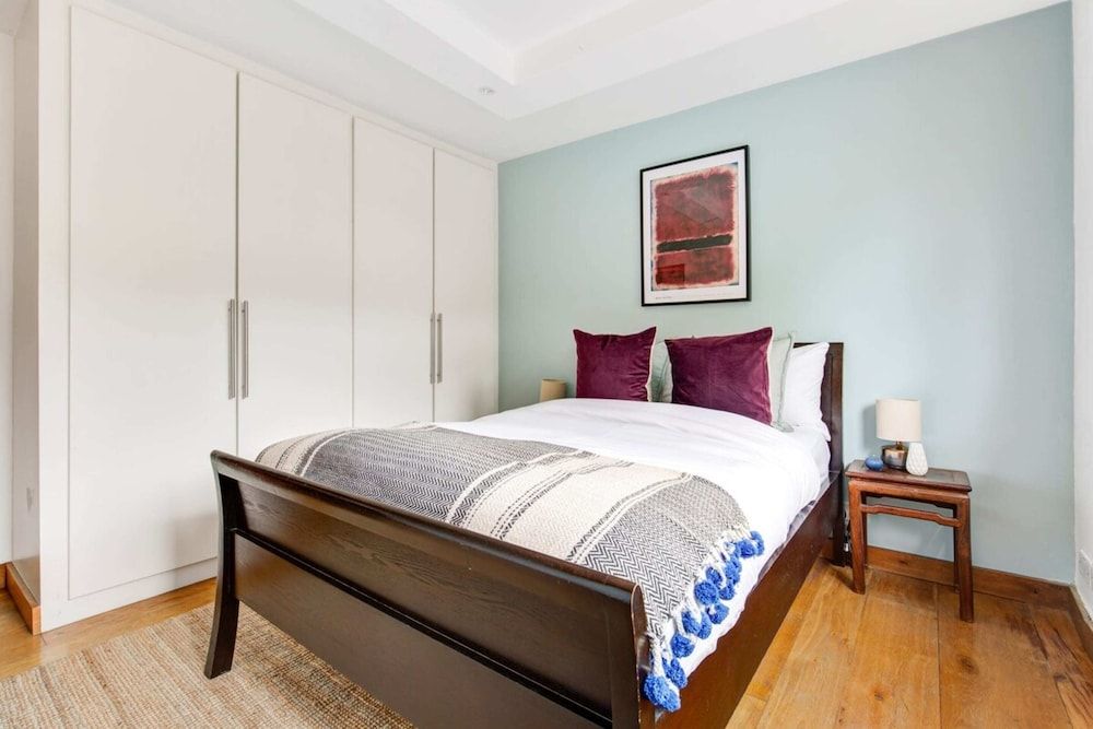 undefined Modern Notting Hill 2 Bedroom Near Royal Oak Tube 6