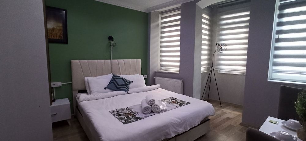 undefined Taxim Starlight Hotel 7