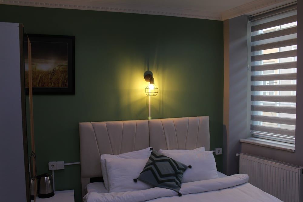 undefined Taxim Starlight Hotel 3