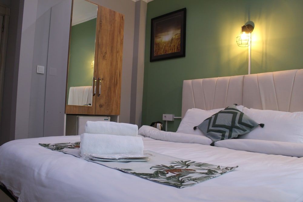 undefined Taxim Starlight Hotel 6