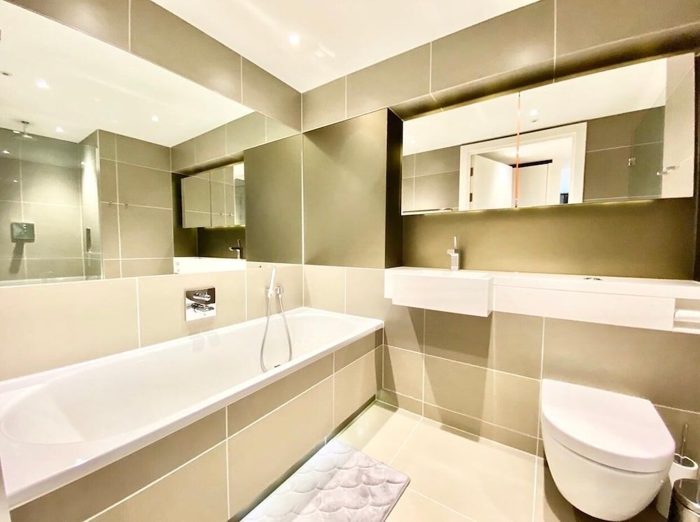 Stylish 2 Bed Flats Near US Embassy Apartment, Ensuite (Vauxhall Properties) 9