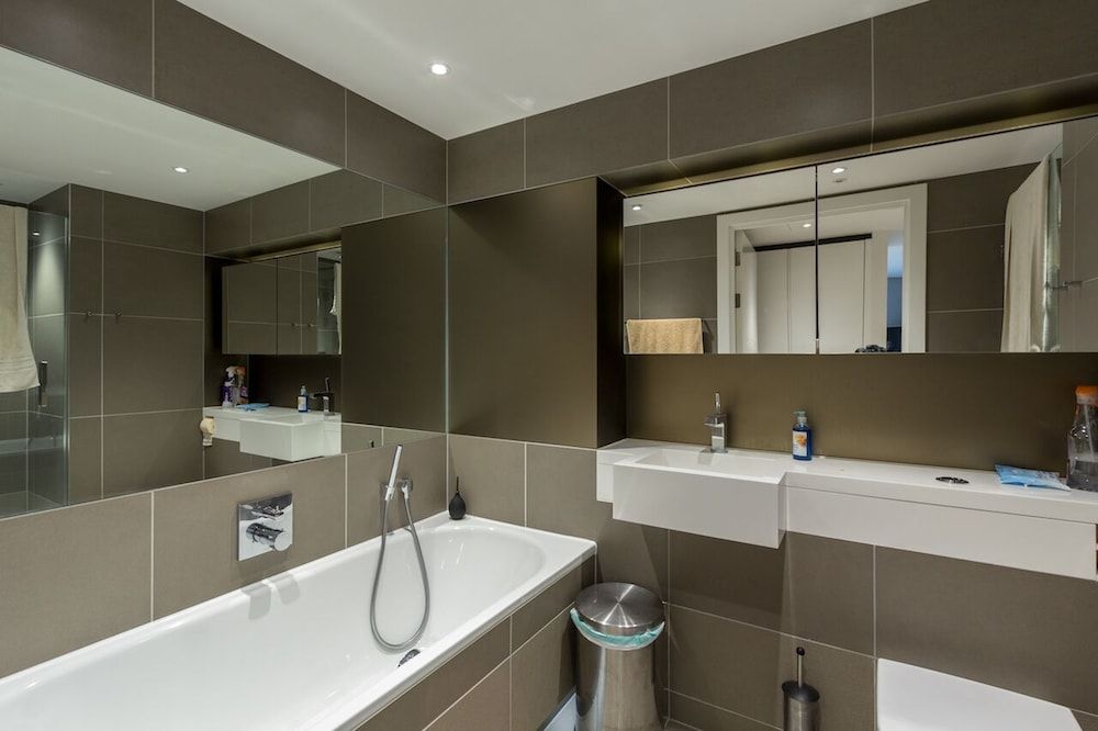 Stylish 2 Bed Flats Near US Embassy Apartment, Ensuite (Vauxhall Properties) 8