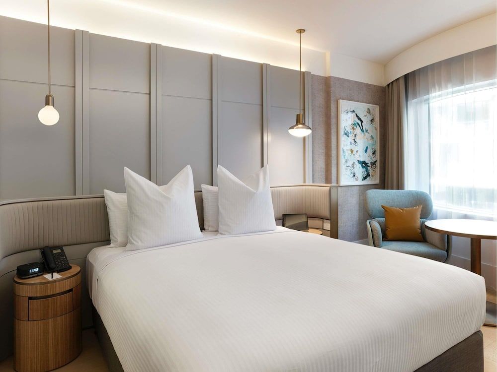Superior Room, 1 King Bed