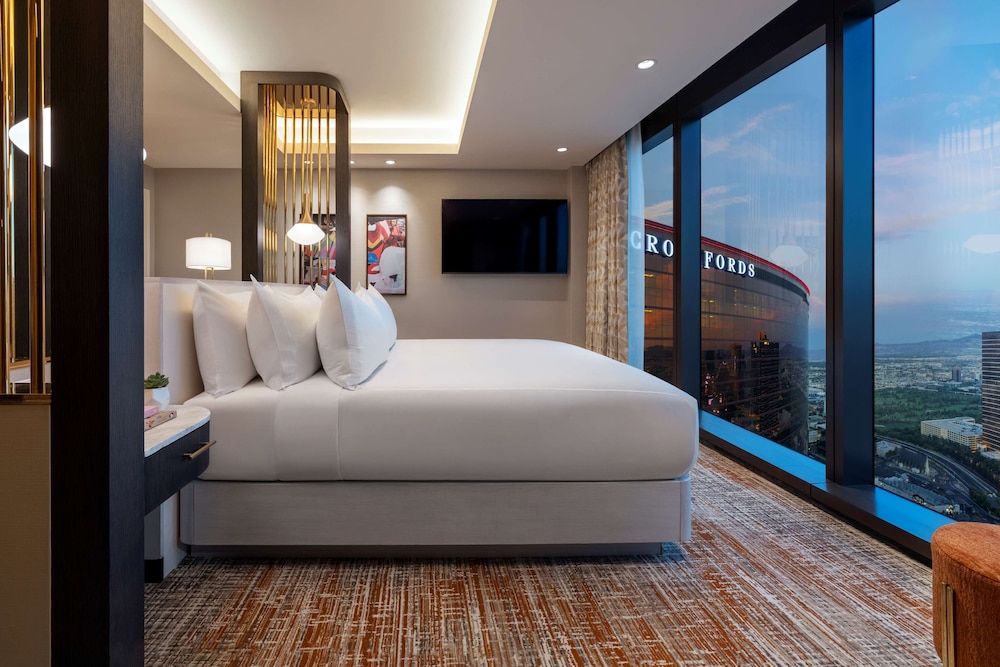 Entertainment Suite, 1 Bedroom, Strip View (Crockfords West)