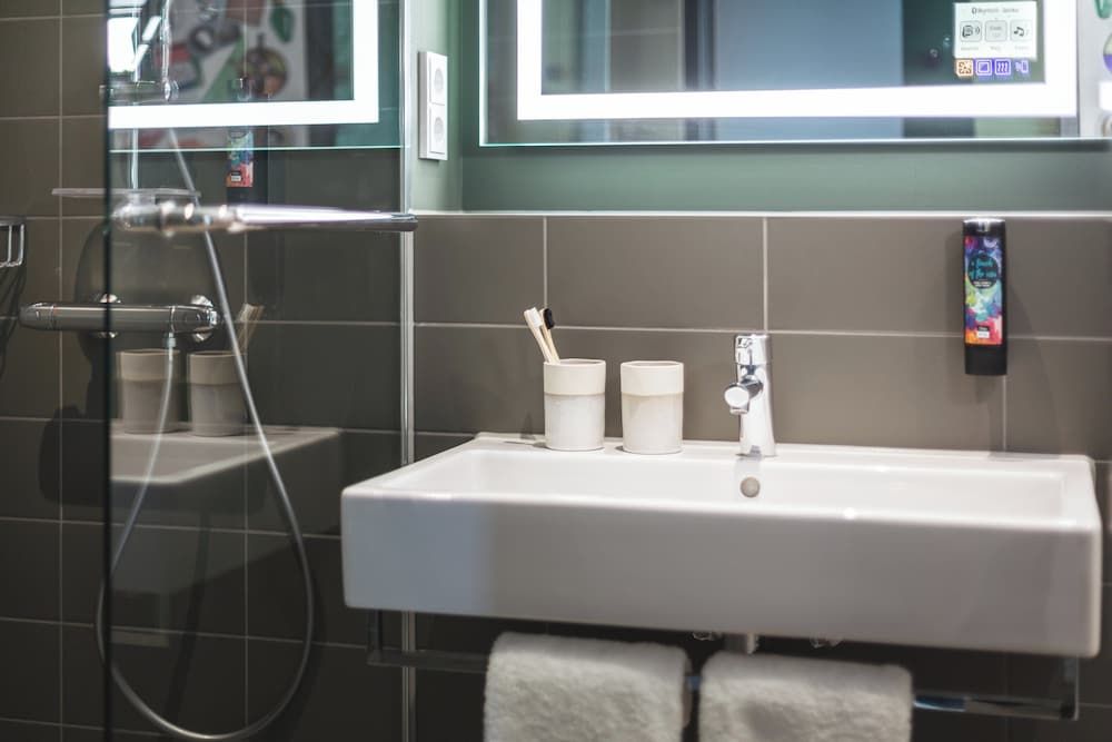 Holiday Inn - the niu, Dwarf Berlin Schöneberg by IHG Standard Room 14