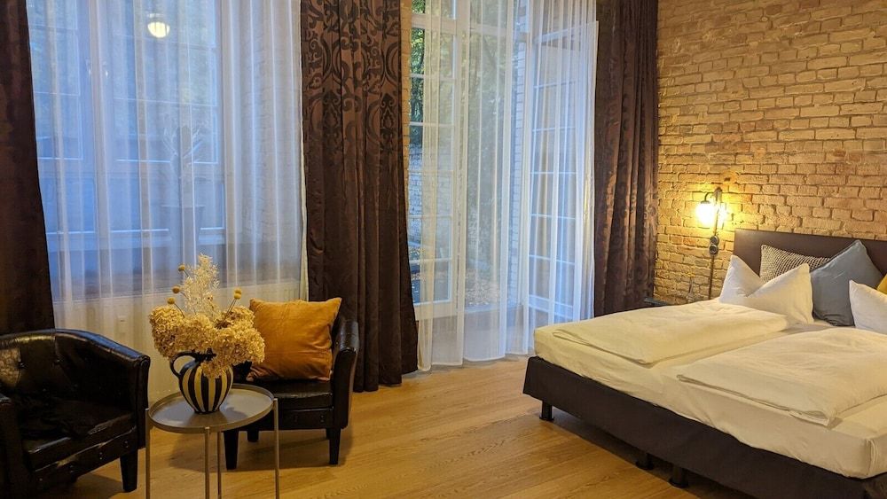 undefined cinderella.kreuzberg 5