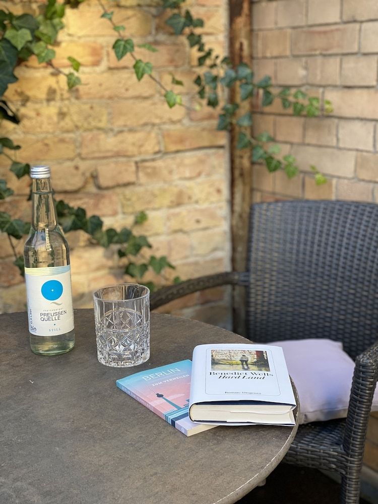 undefined cinderella.kreuzberg 7