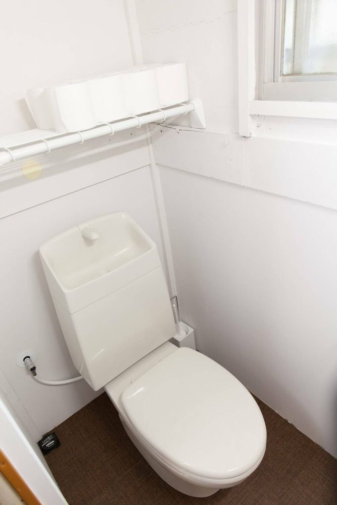 Flower House Room (201) 14