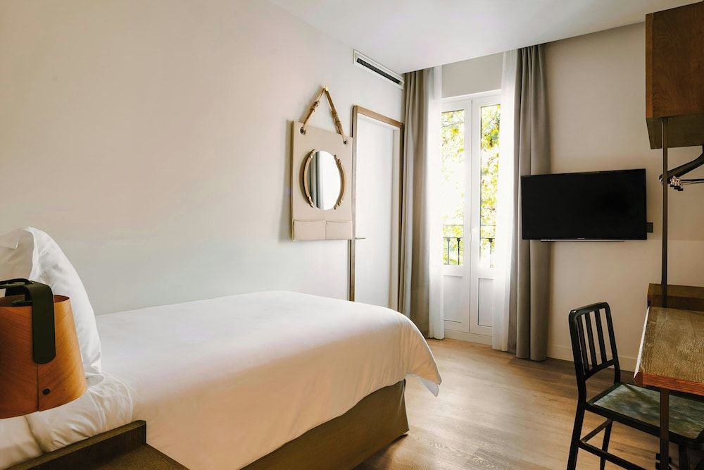 undefined Casa Luz Hotel Plaça Universitat, Sonder by Marriott Bonvoy