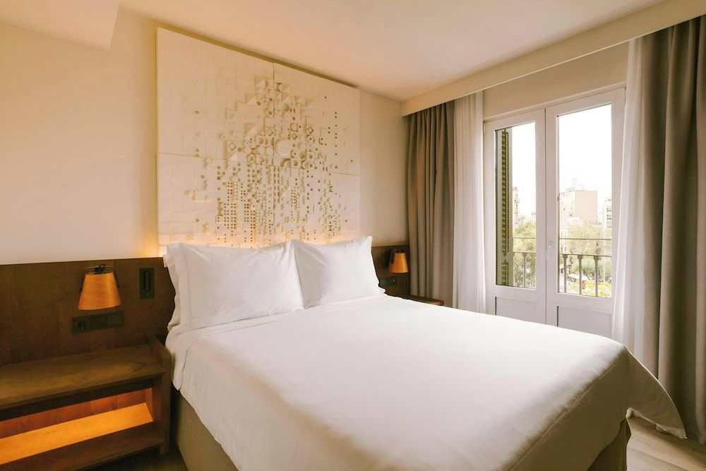 undefined Casa Luz Hotel Plaça Universitat, Sonder by Marriott Bonvoy 3