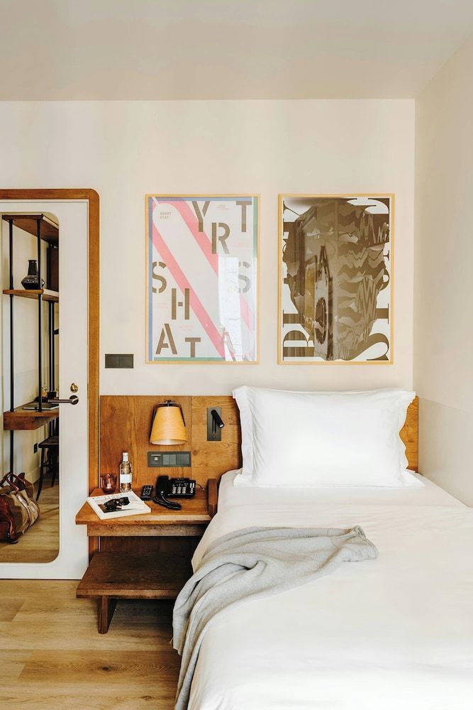 undefined Casa Luz Hotel Plaça Universitat, Sonder by Marriott Bonvoy 8