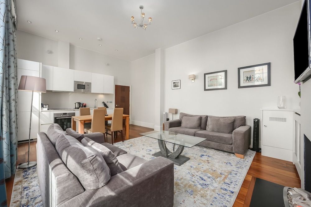 Tavistock Place Apartments Apartment 14