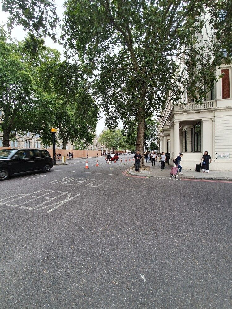 undefined Studio Apartment in South Kensington 13 6