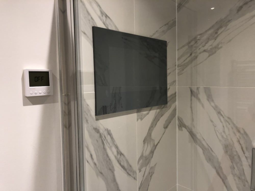 Luxury 2 Bed 2 Bath Apartments next to kings cross Apartment 15