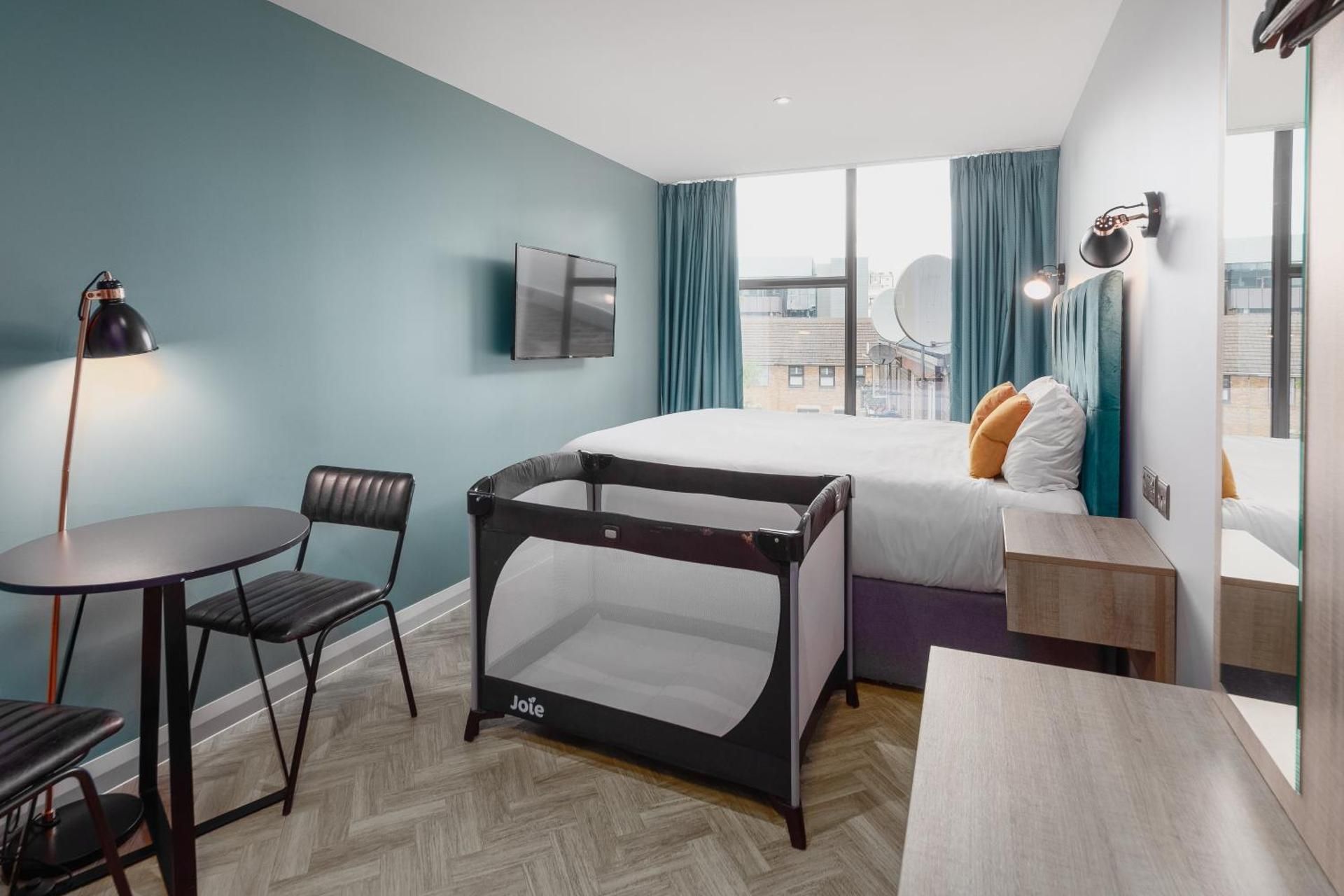 undefined Aptel East 4