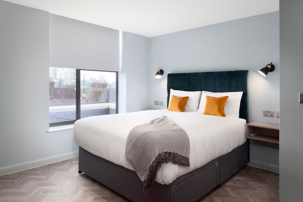 Aptel East Standard Studio 4