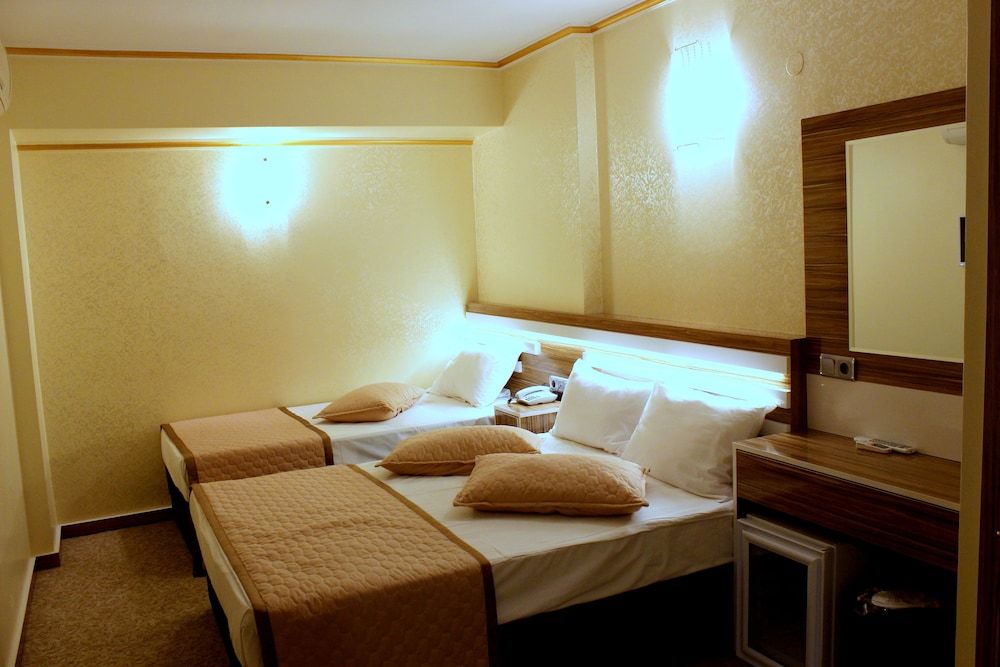 Yaztur Hotel Deluxe Double or Twin Room 2