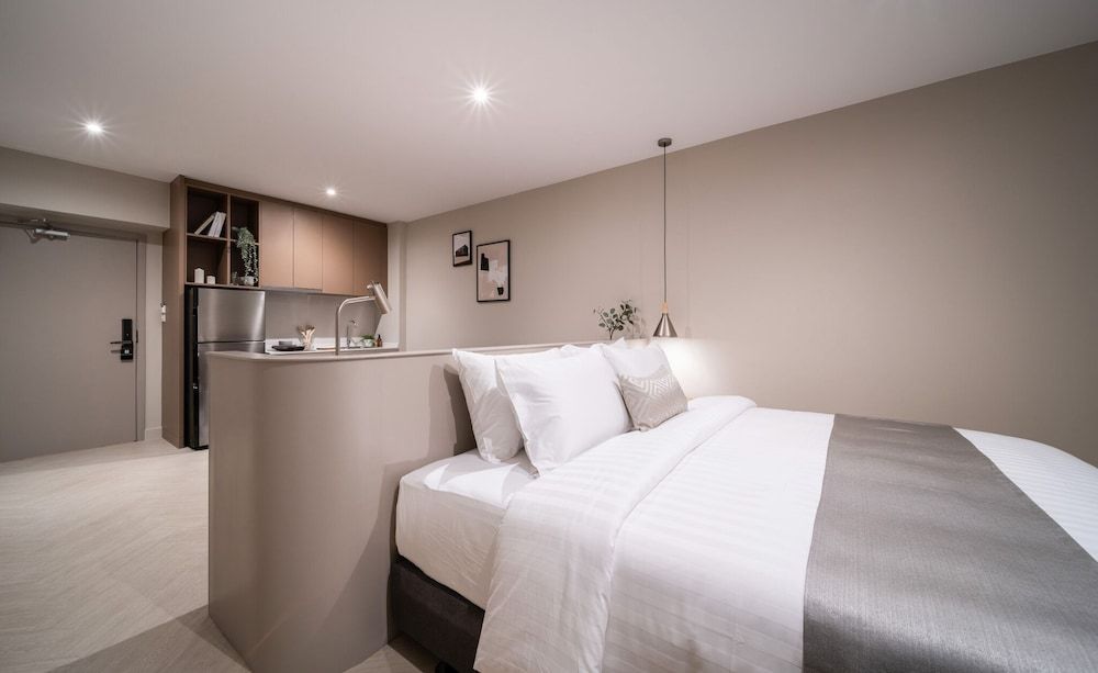 undefined Glow Sukhumvit 71 2