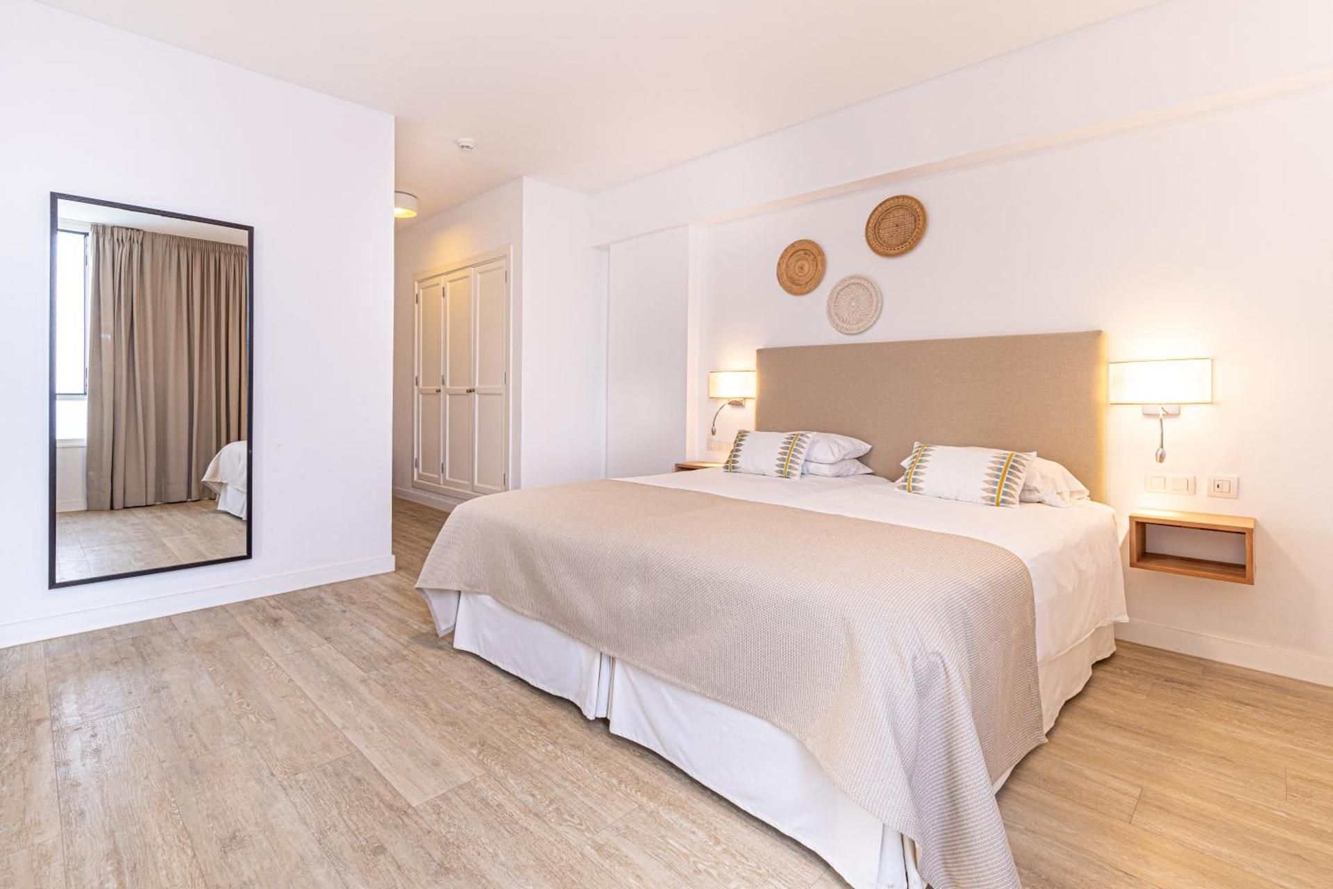 undefined Atlantic Holiday Hotel 8