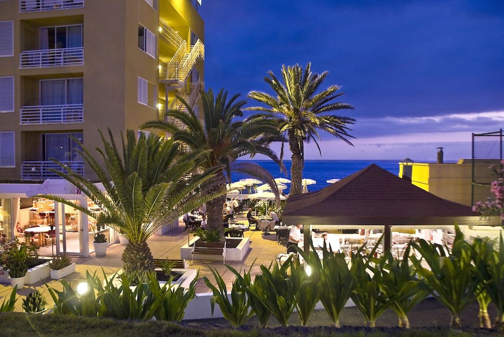 undefined Atlantic Holiday Hotel 4