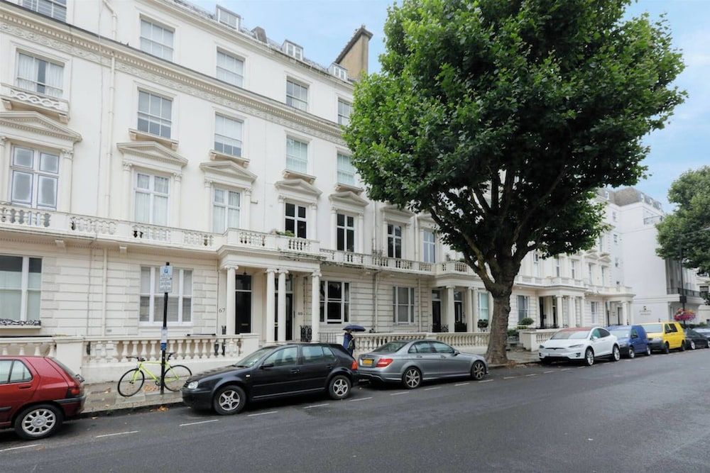undefined JOIVY 2 bed Flat by Maida Vale Tube & Shops 3