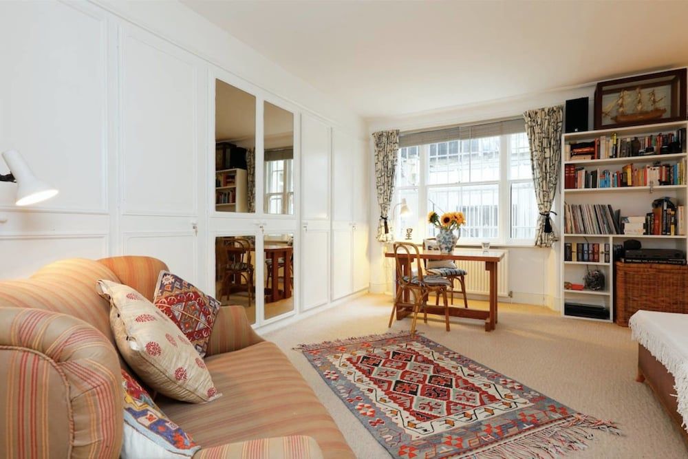 JOIVY 2 bed Flat by Maida Vale Tube & Shops Apartment (2 Bedrooms) 9