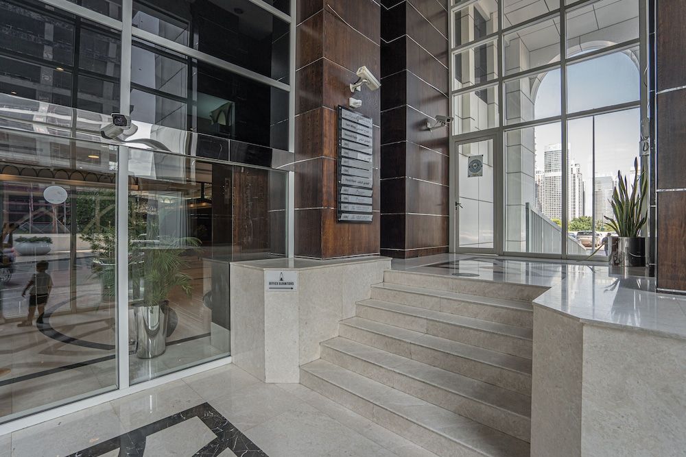 undefined HiGuests - Arch Tower 5